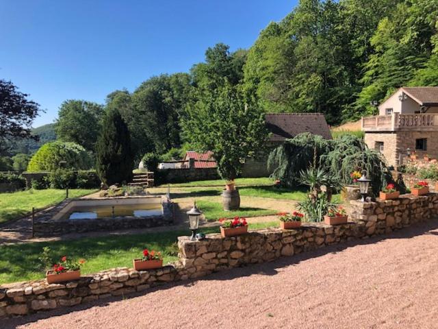 Domaine Du Bas De Chene Holiday home Saint-Sernin-du-Bois